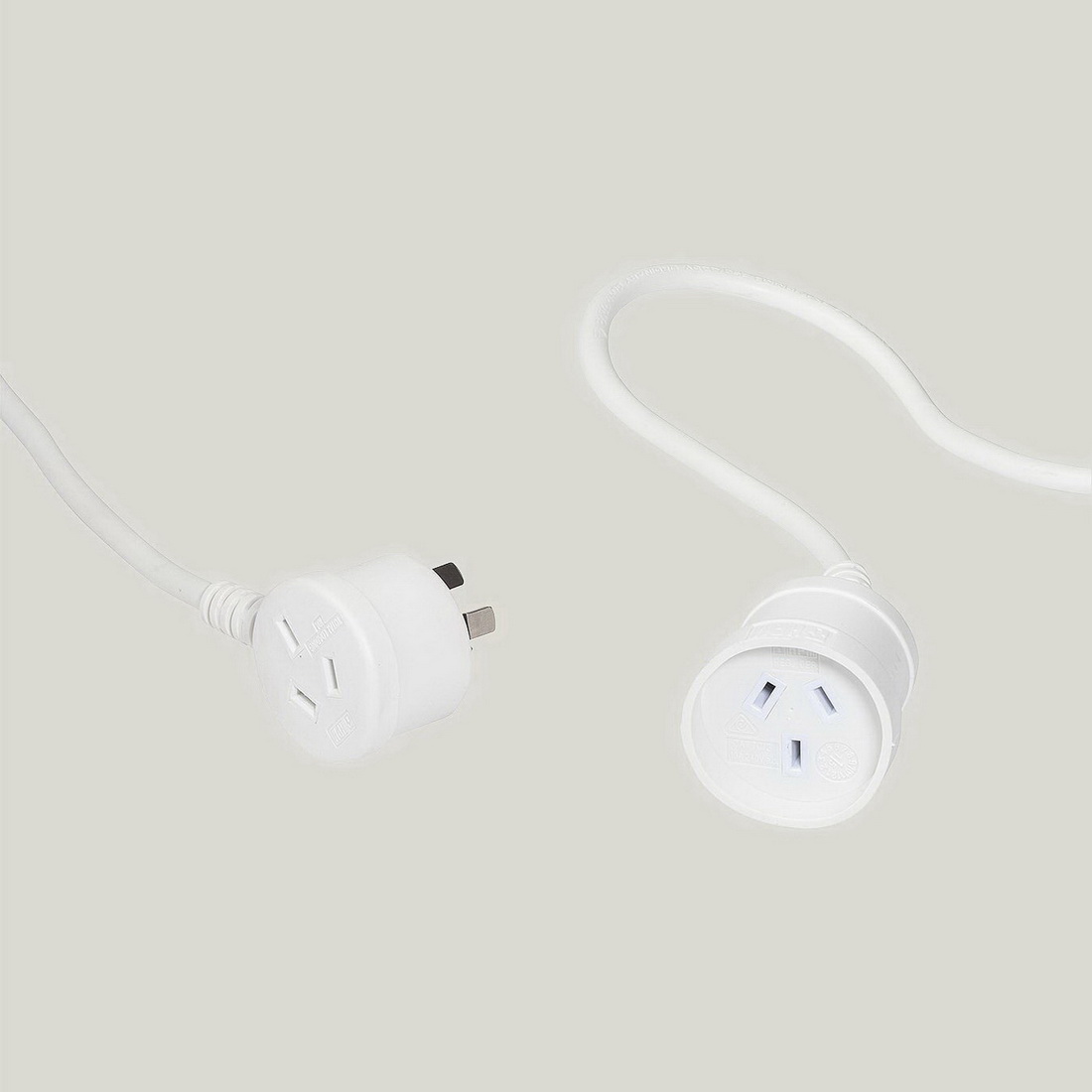 2m Piggy Back Plug Household Duty Extension Lead White 2m Piggy Back Plug Household Duty Extension Lead White
