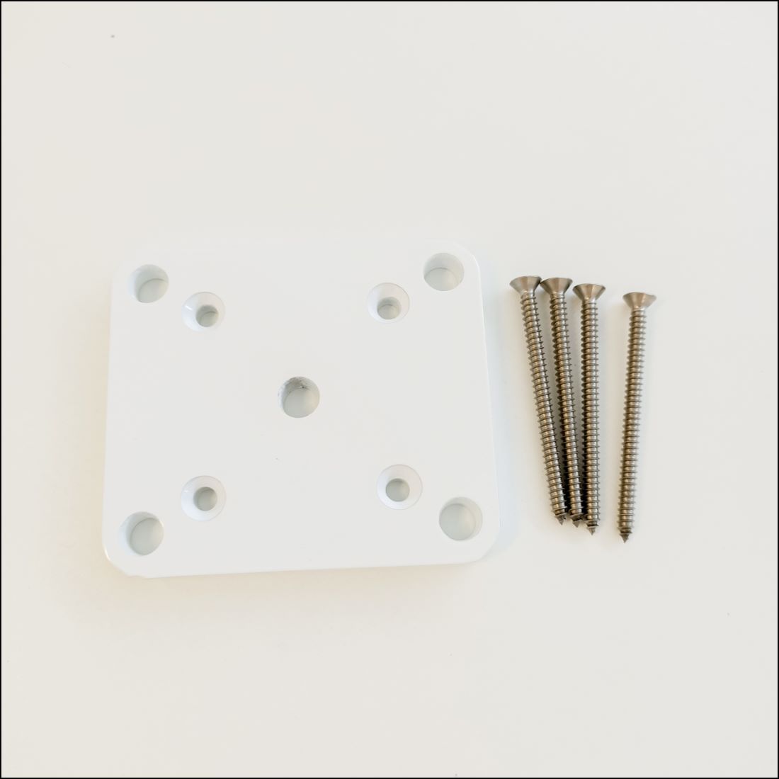 EliteFence 65x65mm Base Plate Set White EliteFence 65x65mm Base Plate Set White