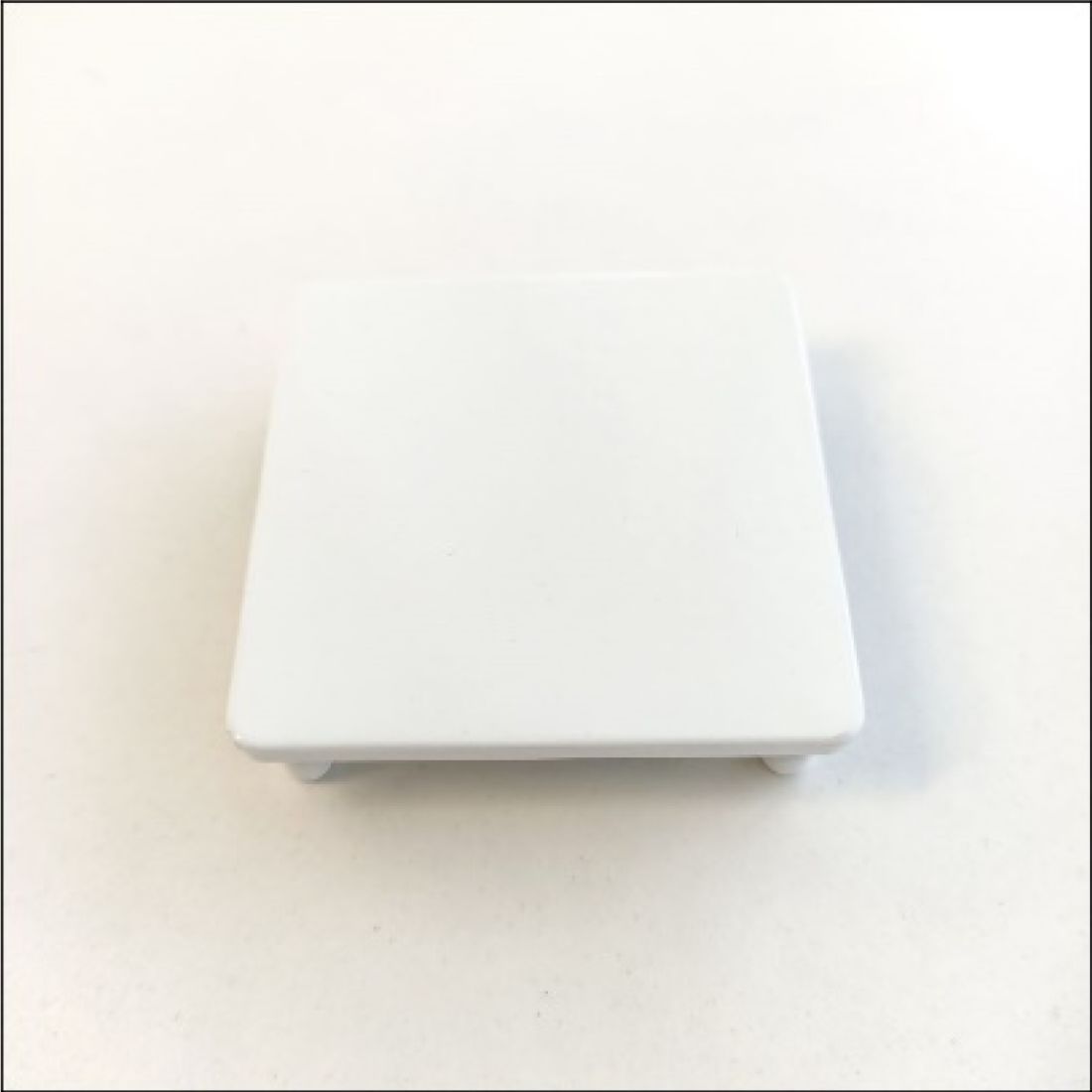 Top Cap White with Lugs for 50mm Post ELI-POST-WHT-CAP50 Top Cap White with Lugs for 50mm Post ELI-POST-WHT-CAP50